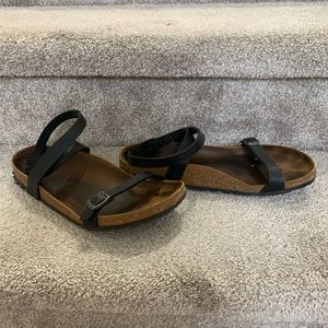 Birkenstocks with ankle straps. Women’s size 40.